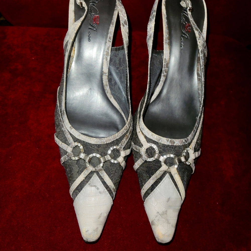 Wild Rose Lace and Rhinestone Pumps